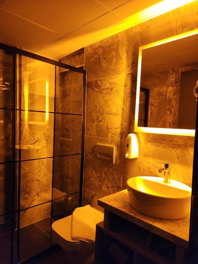 Talles Loft Hotel Izmir Bagian luar foto